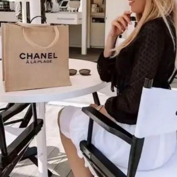 Chanel Beach Tote Bag - Picture 1 of 7